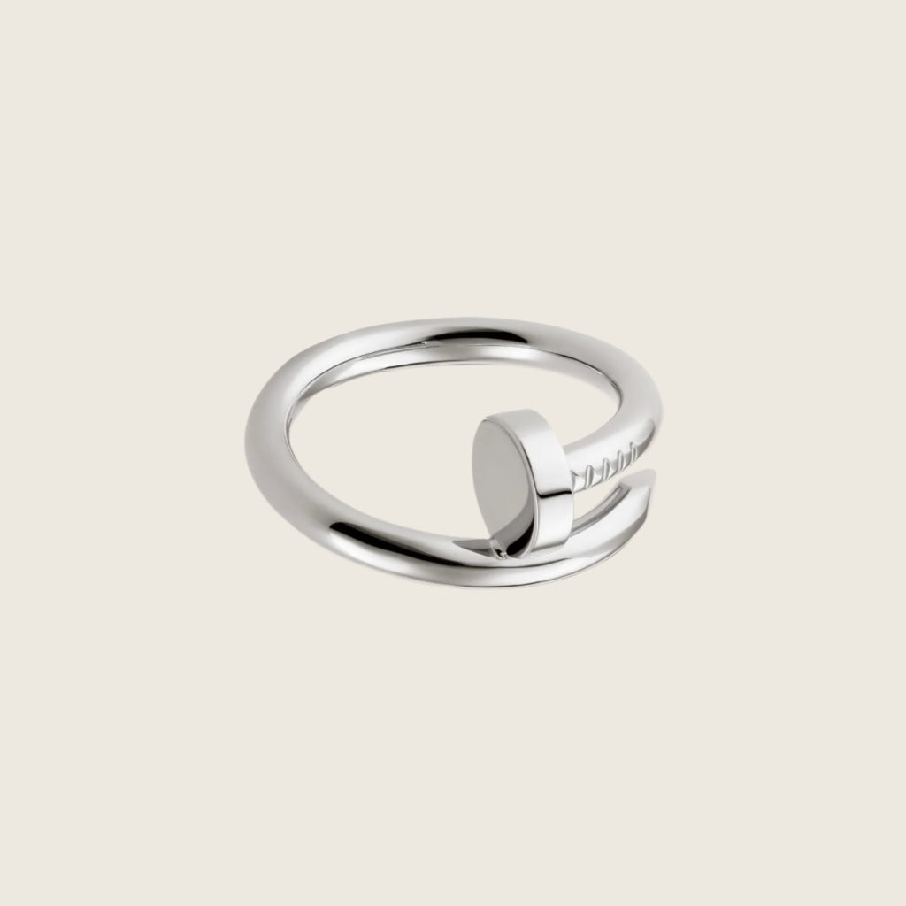 14k White Gold Nail Ring